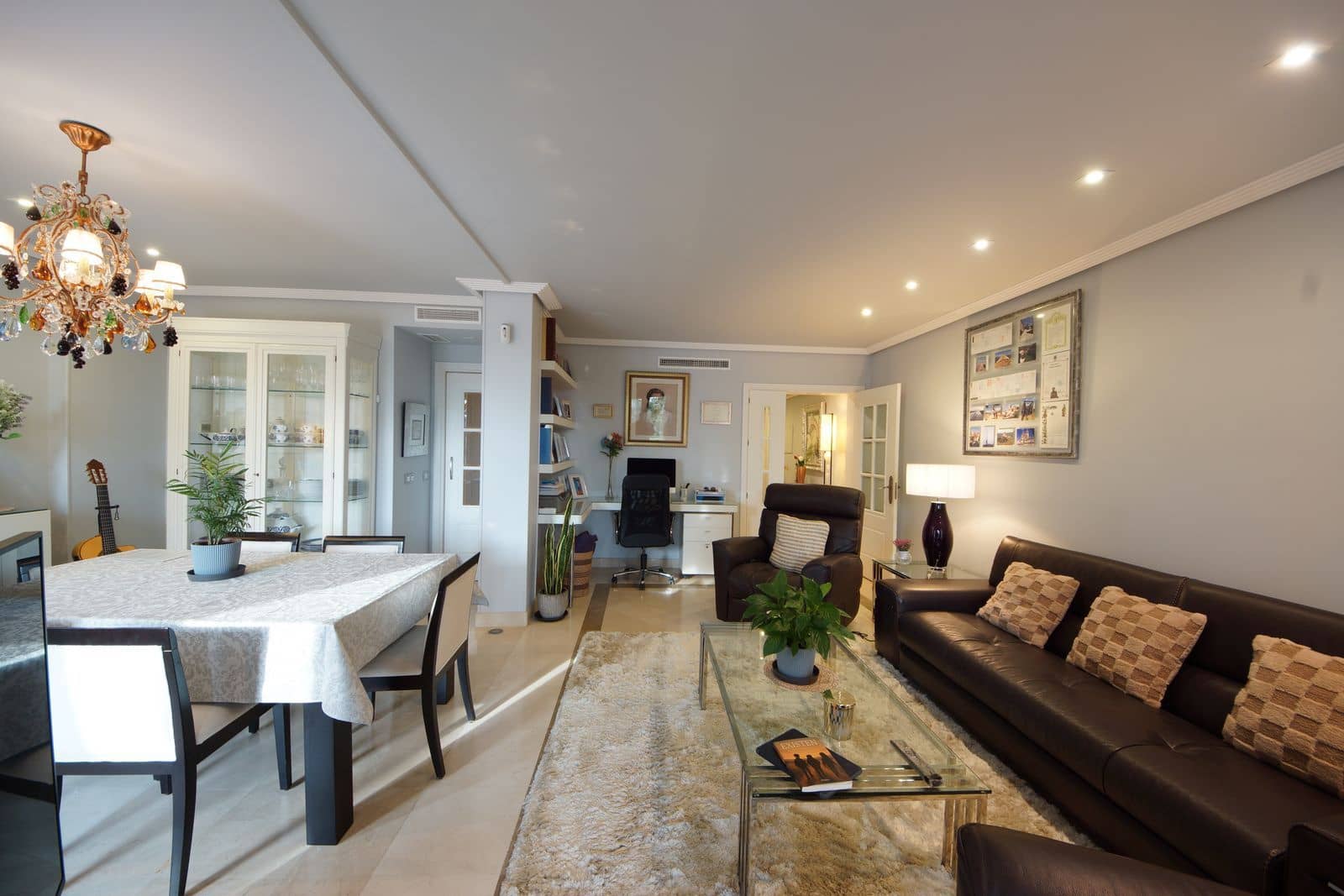 2 slaapkamer Appartement te koop in Los Arqueros - € 695.000 (Ref: 9651512)