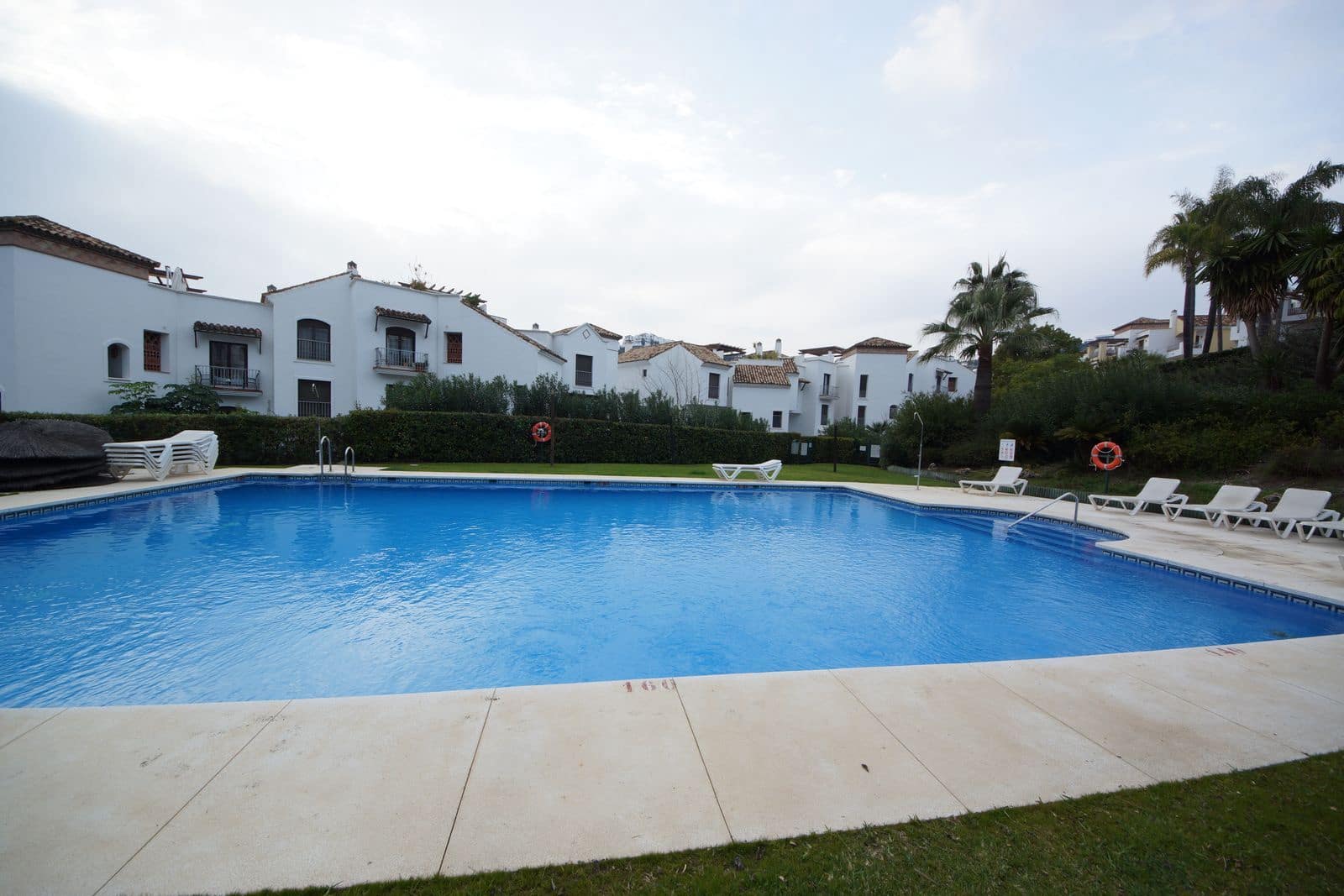 2 slaapkamer Appartement te koop in Los Arqueros - € 695.000 (Ref: 9651512)