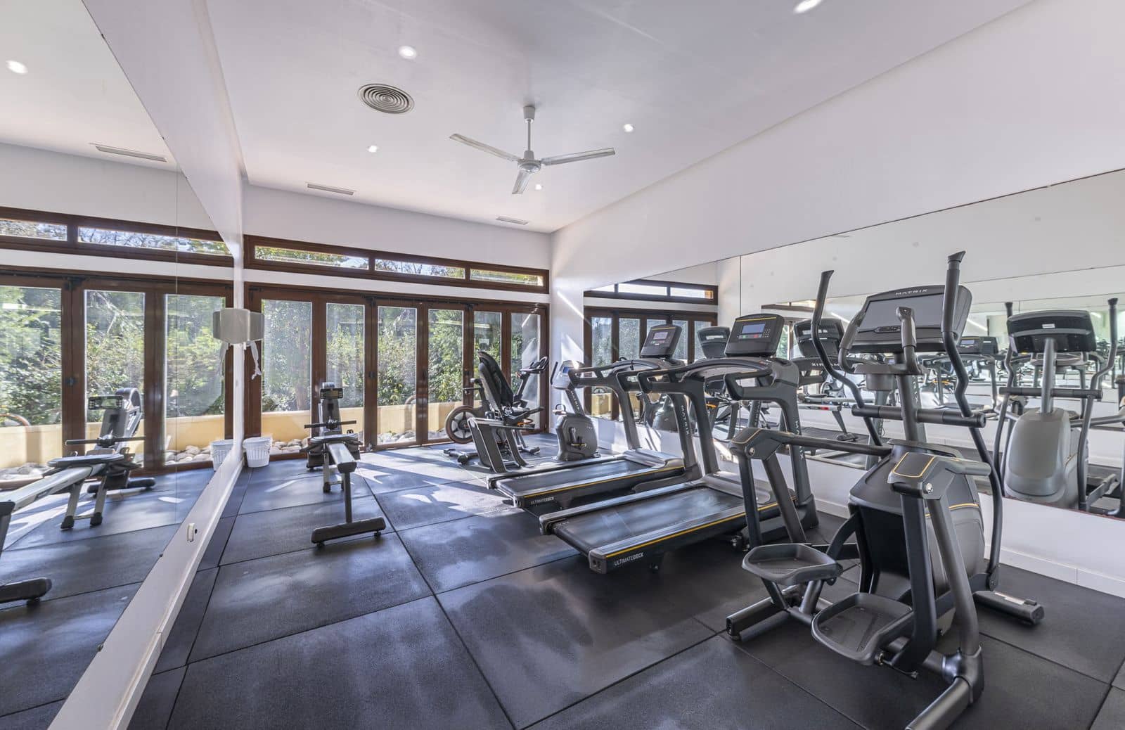 2 quarto Apartamento para venda em Sotogrande - 649 000 € (Ref: 9651516)