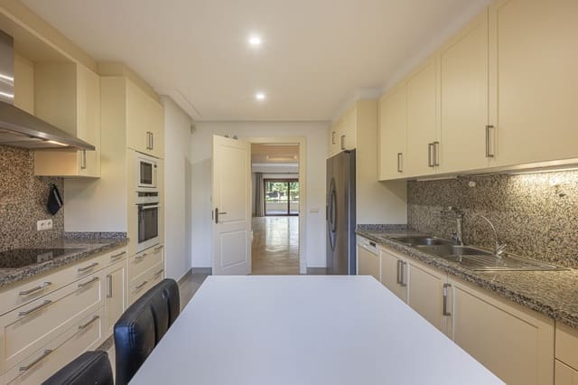 2 quarto Apartamento para venda em Sotogrande, San Roque - 649 000 € (Ref: 9651516)