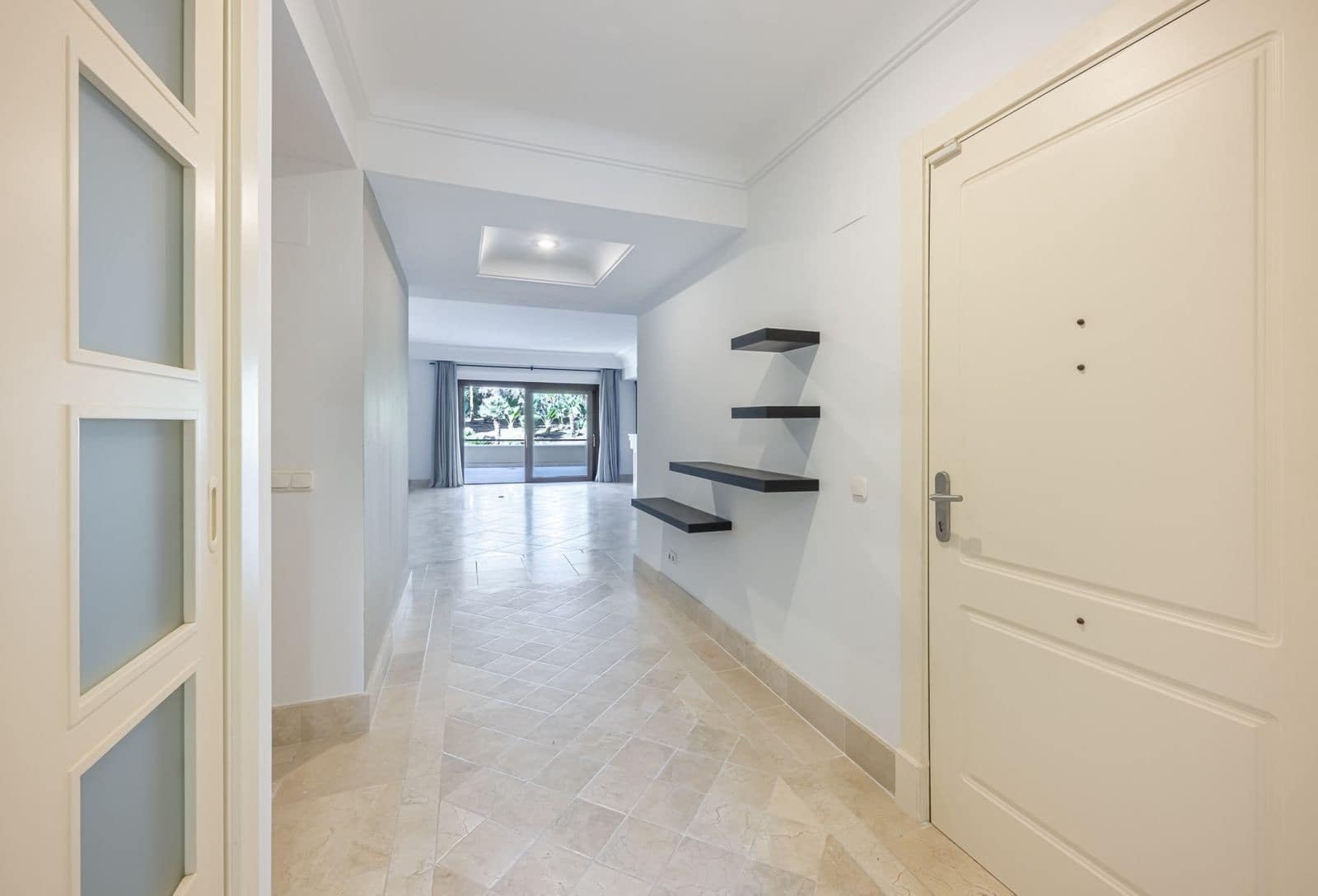 2 quarto Apartamento para venda em Sotogrande - 649 000 € (Ref: 9651516)