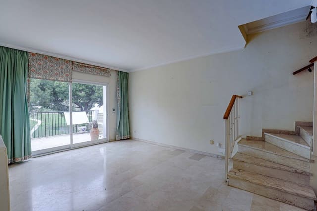 Casa de 2 habitaciones en La Quinta, Benahavís en venta - 500.000 € (Ref: 9651517)