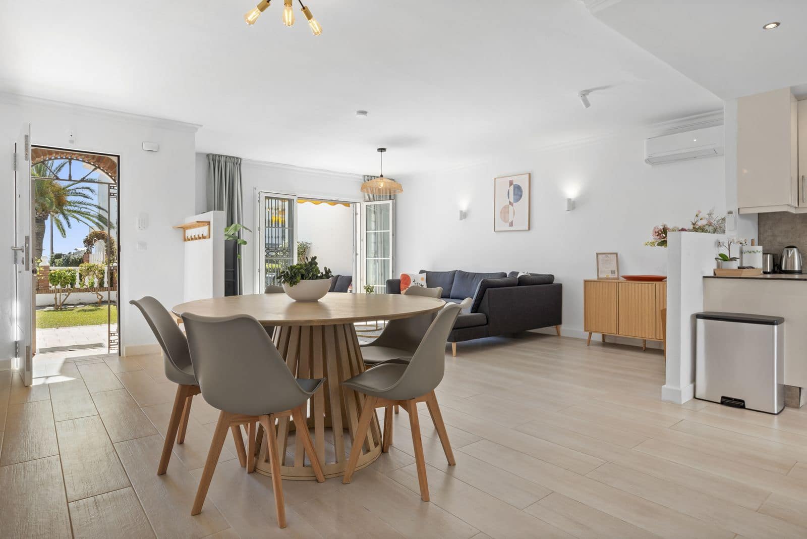 3 bedroom Townhouse for sale in La Cala de Mijas - € 875,000 (Ref: 9651518)