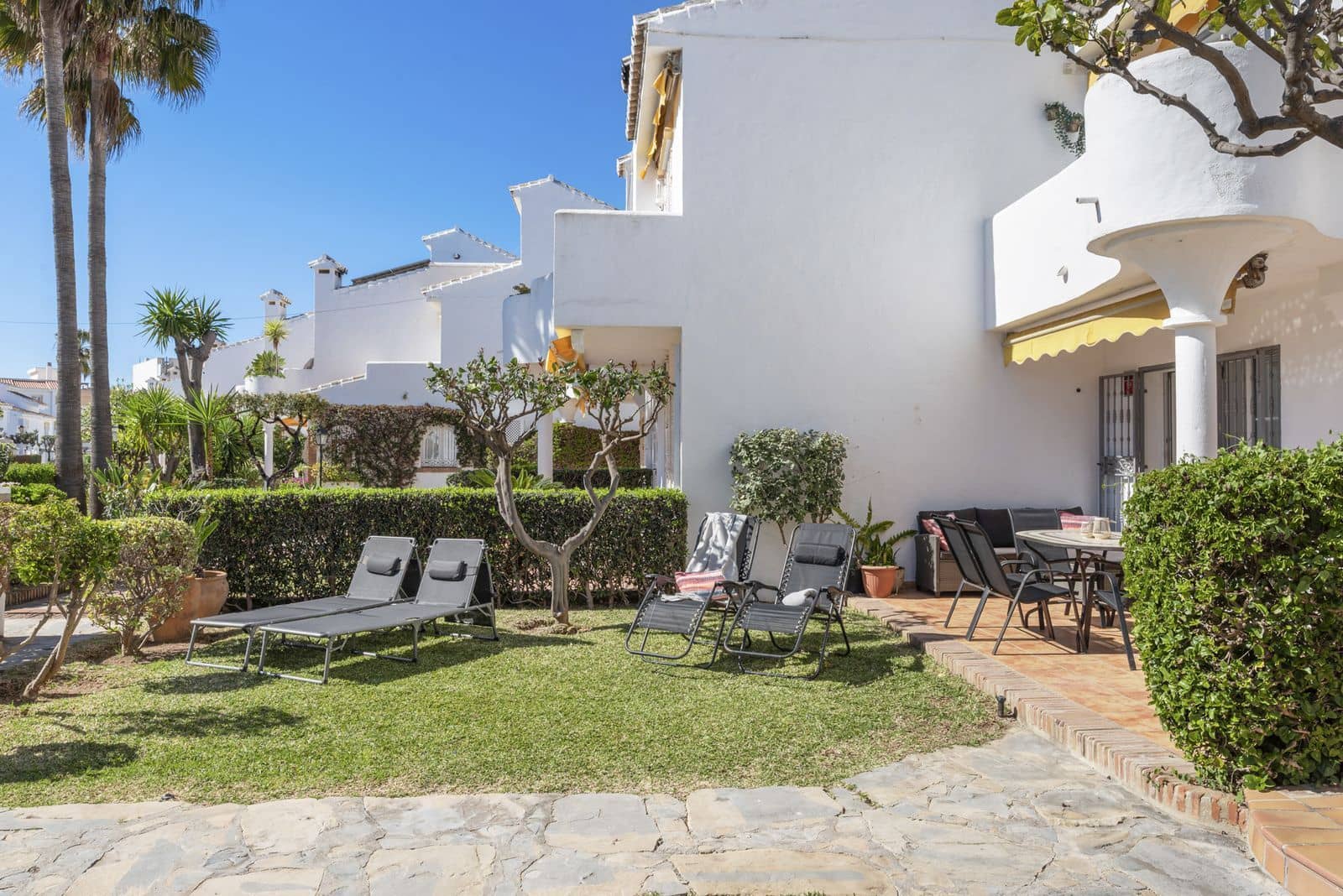 3 bedroom Townhouse for sale in La Cala de Mijas - € 875,000 (Ref: 9651518)