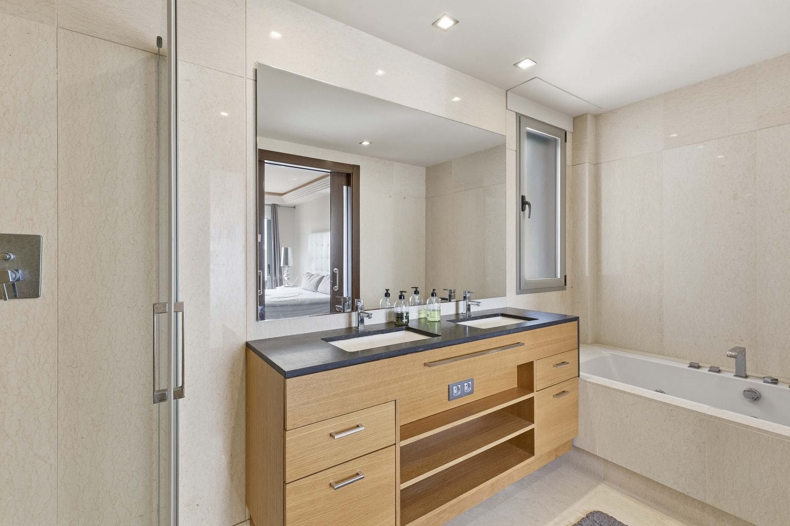 2 soveværelse Lejlighed til salg i Los Arqueros - € 679.000 (Ref: 9651525)