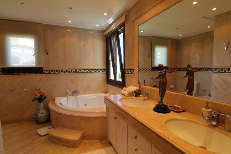 2 slaapkamer Appartement te koop in Golden Mile - € 750.000 (Ref: 9651529)