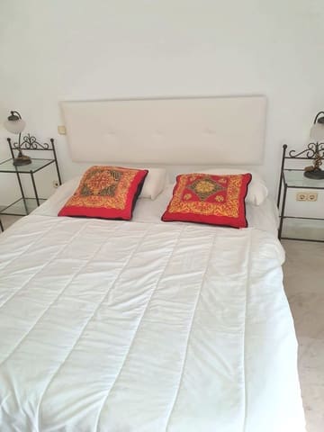 2 sypialnia Apartament na sprzedaż w Puerto Banus, Marbella - 650 000 € (Ref: 9651532)