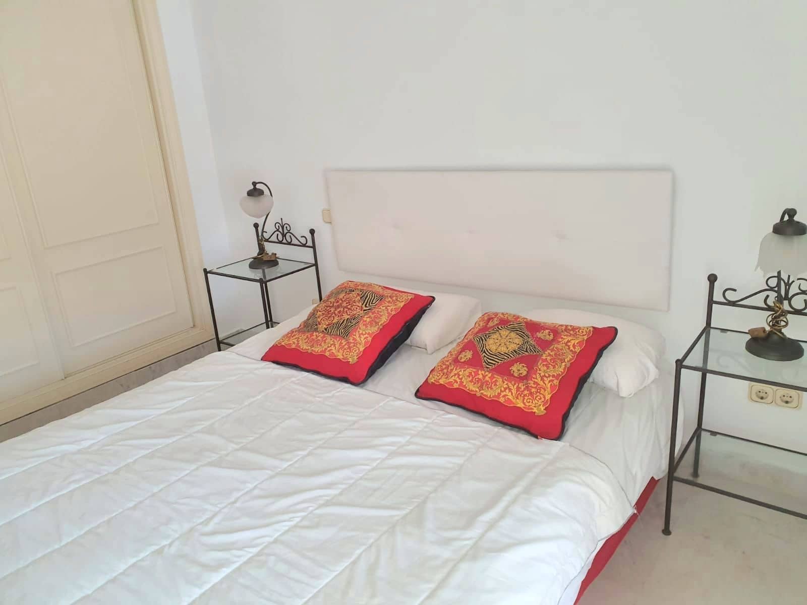 2 sypialnia Apartament na sprzedaż w Puerto Banus - 650 000 € (Ref: 9651532)