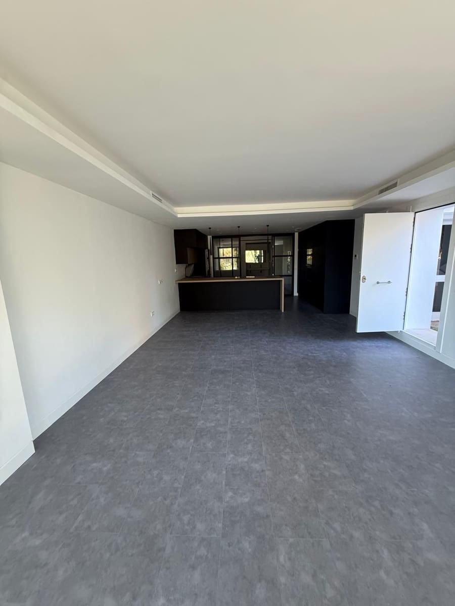 1 sypialnia Apartament na sprzedaż w Nueva Andalucia - 392 000 € (Ref: 9651533)