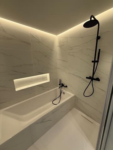 1 sypialnia Apartament na sprzedaż w Nueva Andalucia, Marbella - 392 000 € (Ref: 9651533)