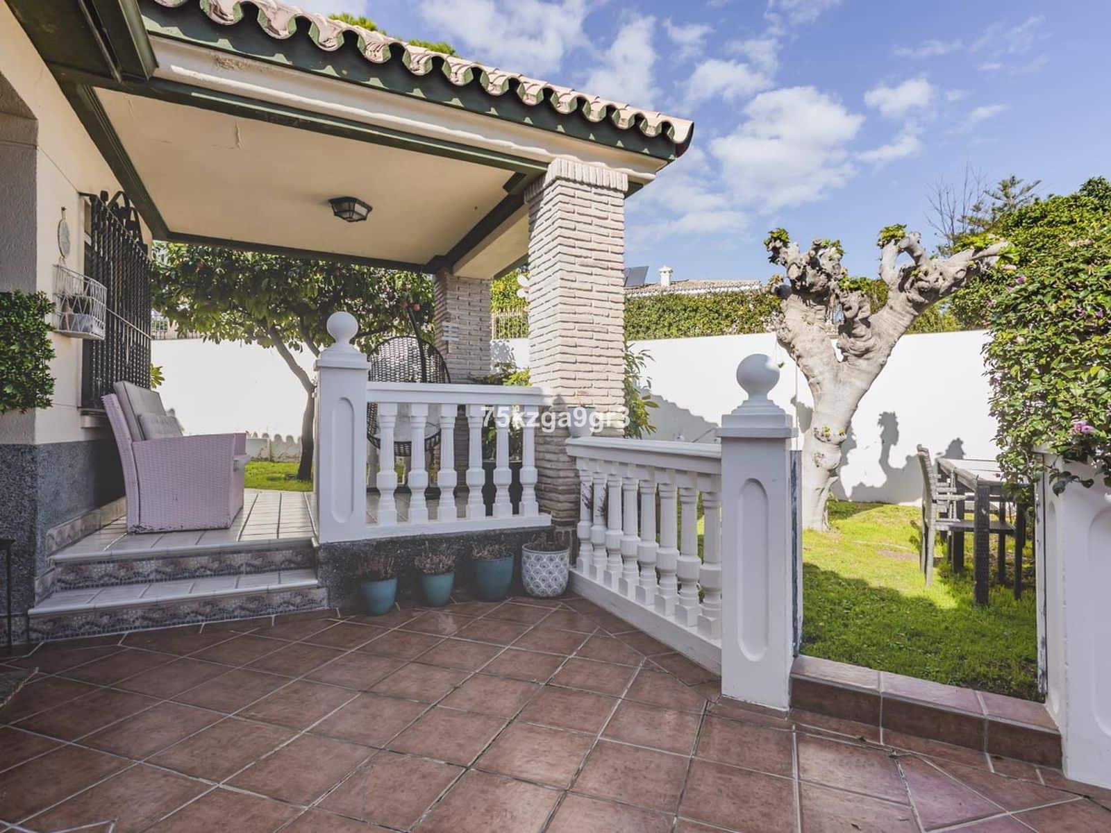 Chalet de 6 habitaciones en Benalmadena Costa en venta - 998.000 € (Ref: 9651534)