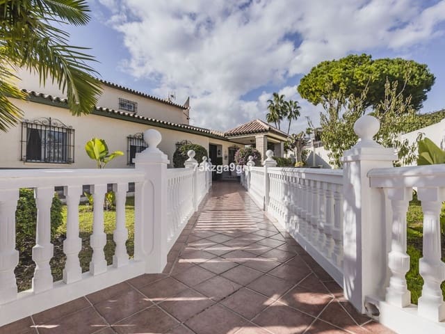 Chalet de 6 habitaciones en Benalmadena Costa, Benalmádena en venta - 998.000 € (Ref: 9651534)