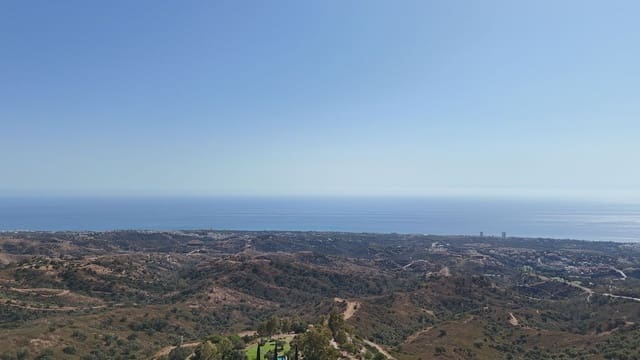 Grunde uden byggetilladelser til salg i La Mairena, Ojen - € 2.010.000 (Ref: 9651536)