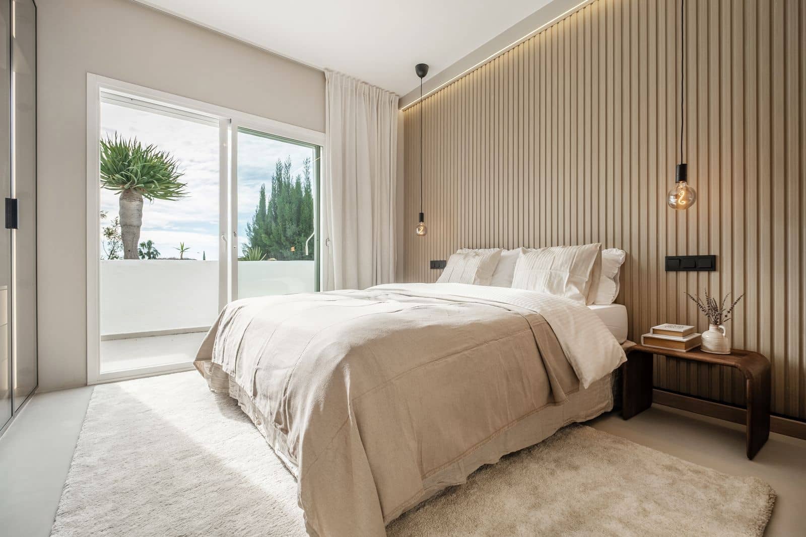 Ático de 3 habitaciones en La Quinta en venta - 1.349.000 € (Ref: 9651537)