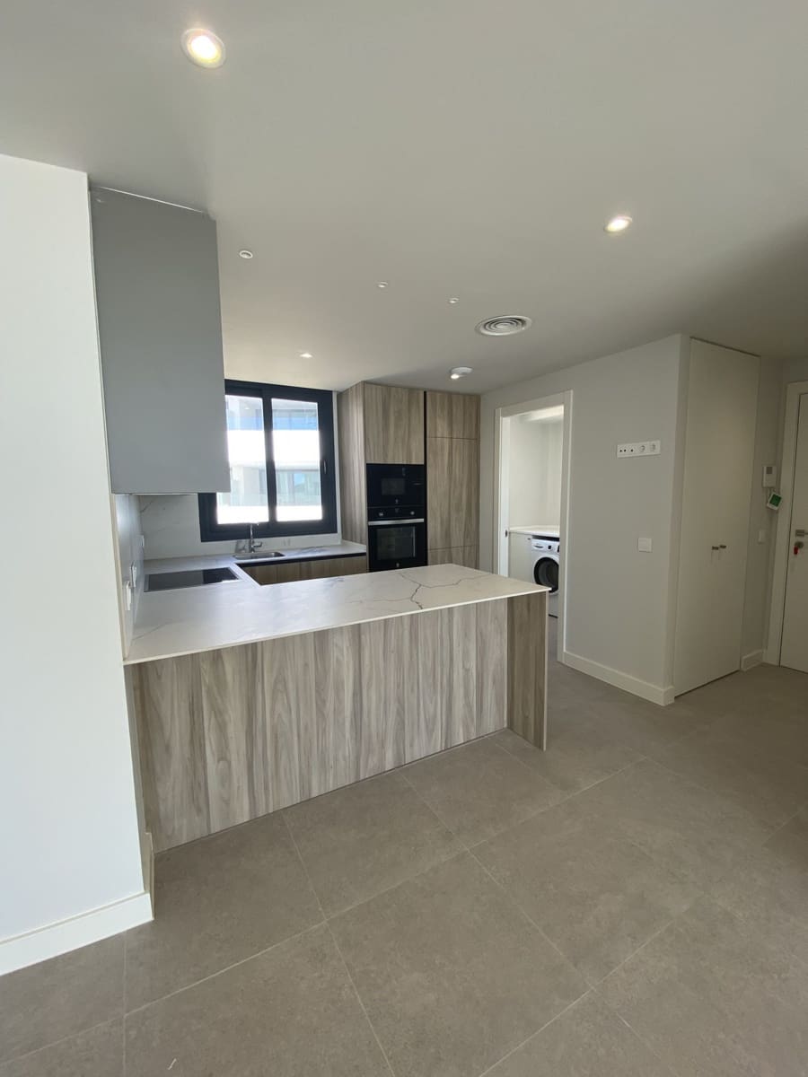 3 slaapkamer Penthouse te koop in Estepona - € 675.000 (Ref: 9651544)