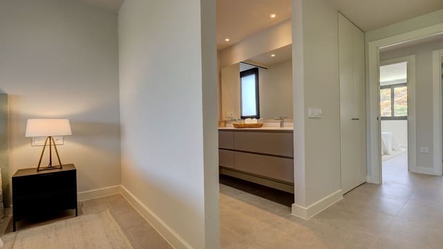 3 slaapkamer Penthouse te koop in Estepona - € 675.000 (Ref: 9651544)