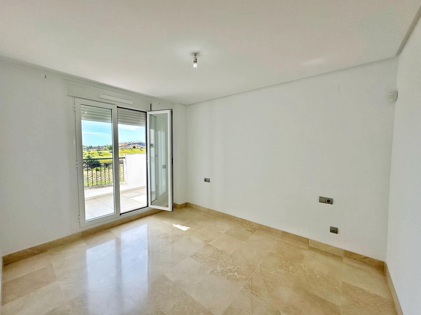 3 bedroom Apartment for sale in Los Arqueros - € 525,000 (Ref: 9651552)