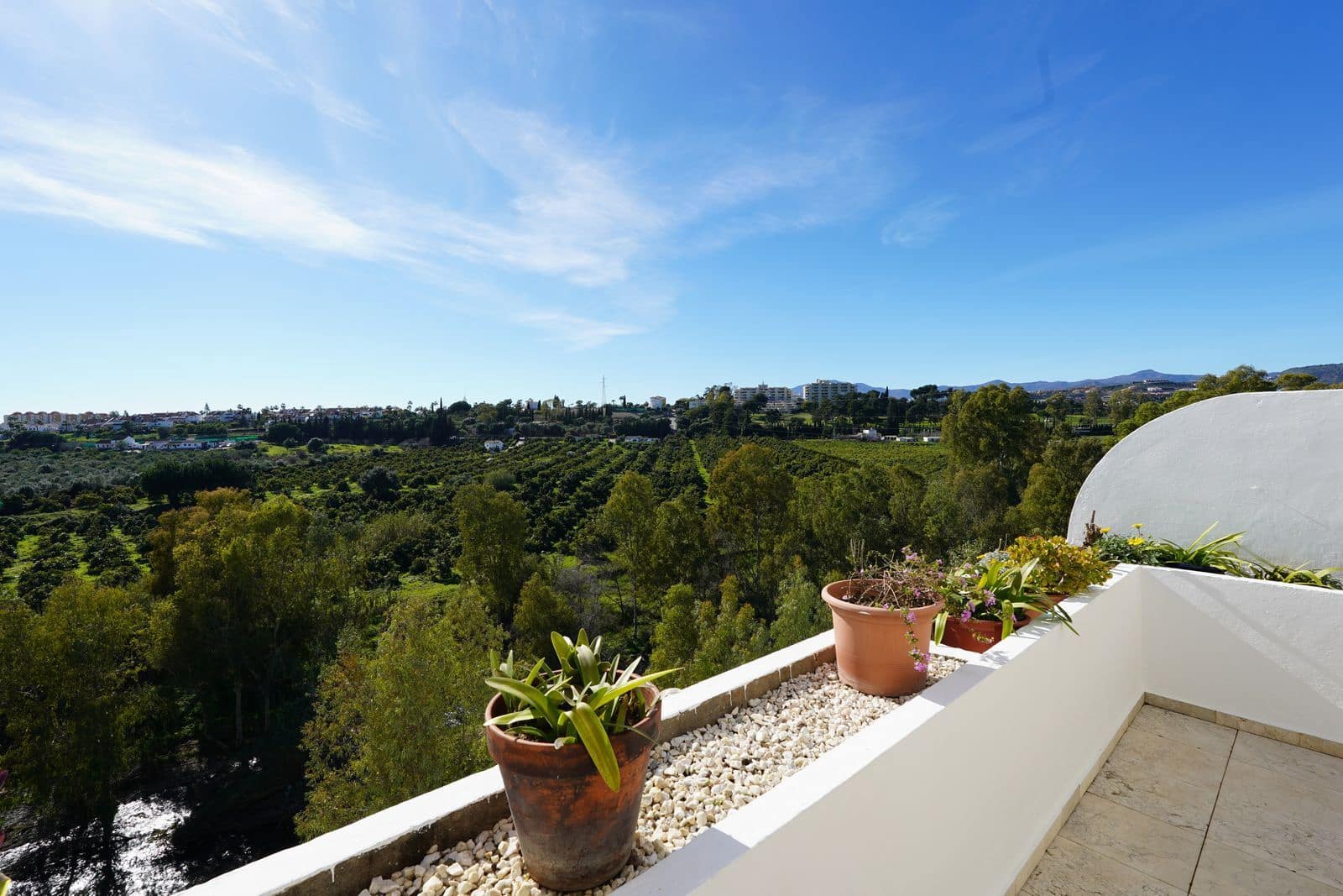 2 sovrum Lägenhet till salu i Guadalmina - 565 000 € (Ref: 9651553)