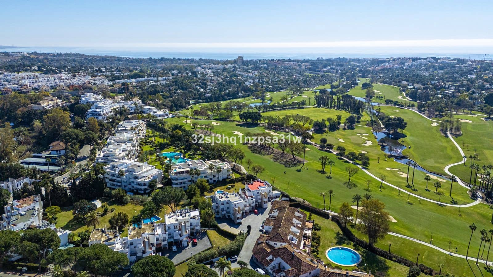 3 slaapkamer Penthouse te koop in Nueva Andalucia - € 725.000 (Ref: 9651555)