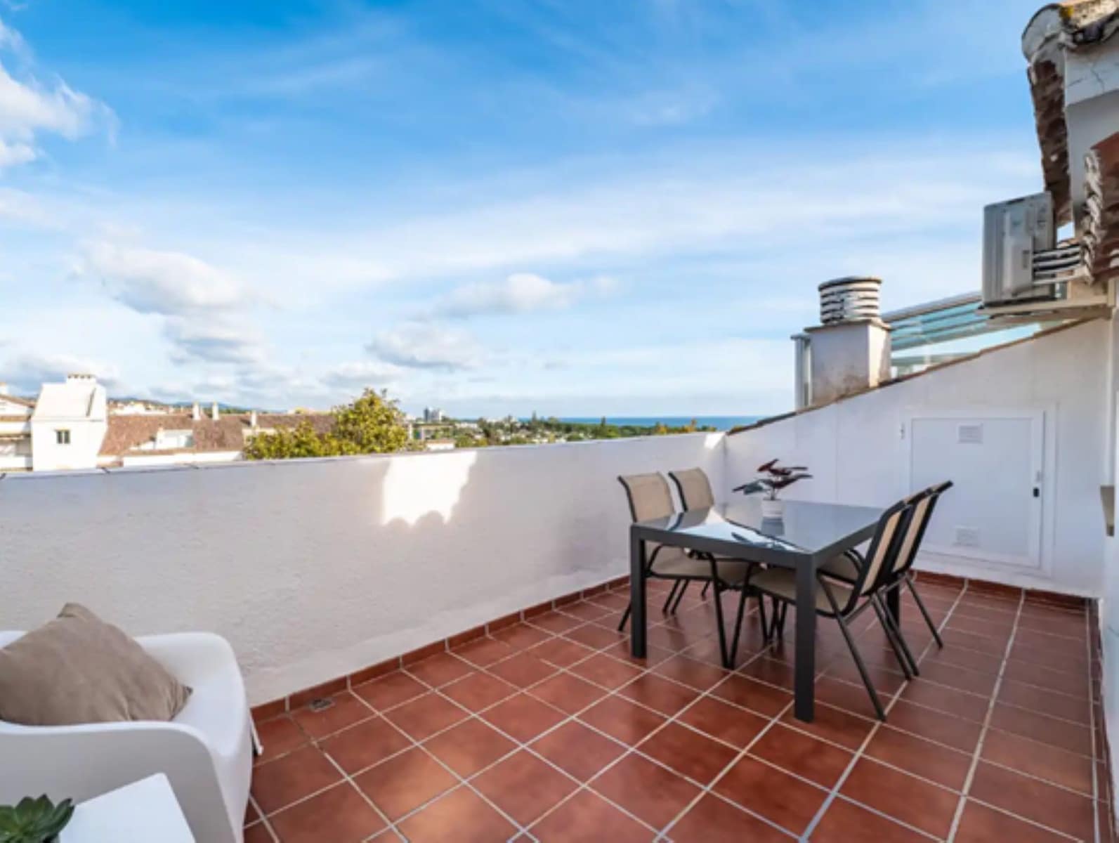 1 Zimmer Penthouse zu verkaufen in Golden Mile - 375.000 € (Ref: 9651559)