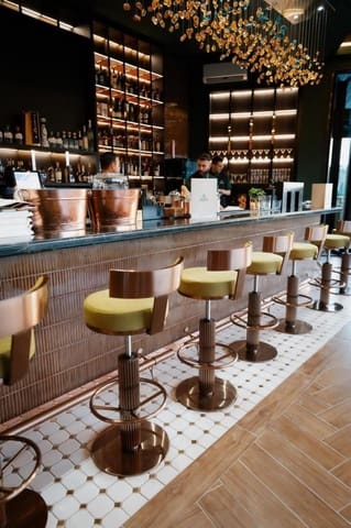 Restaurante/Bar para venda em Nueva Andalucia, Marbella - 530 000 € (Ref: 9651562)