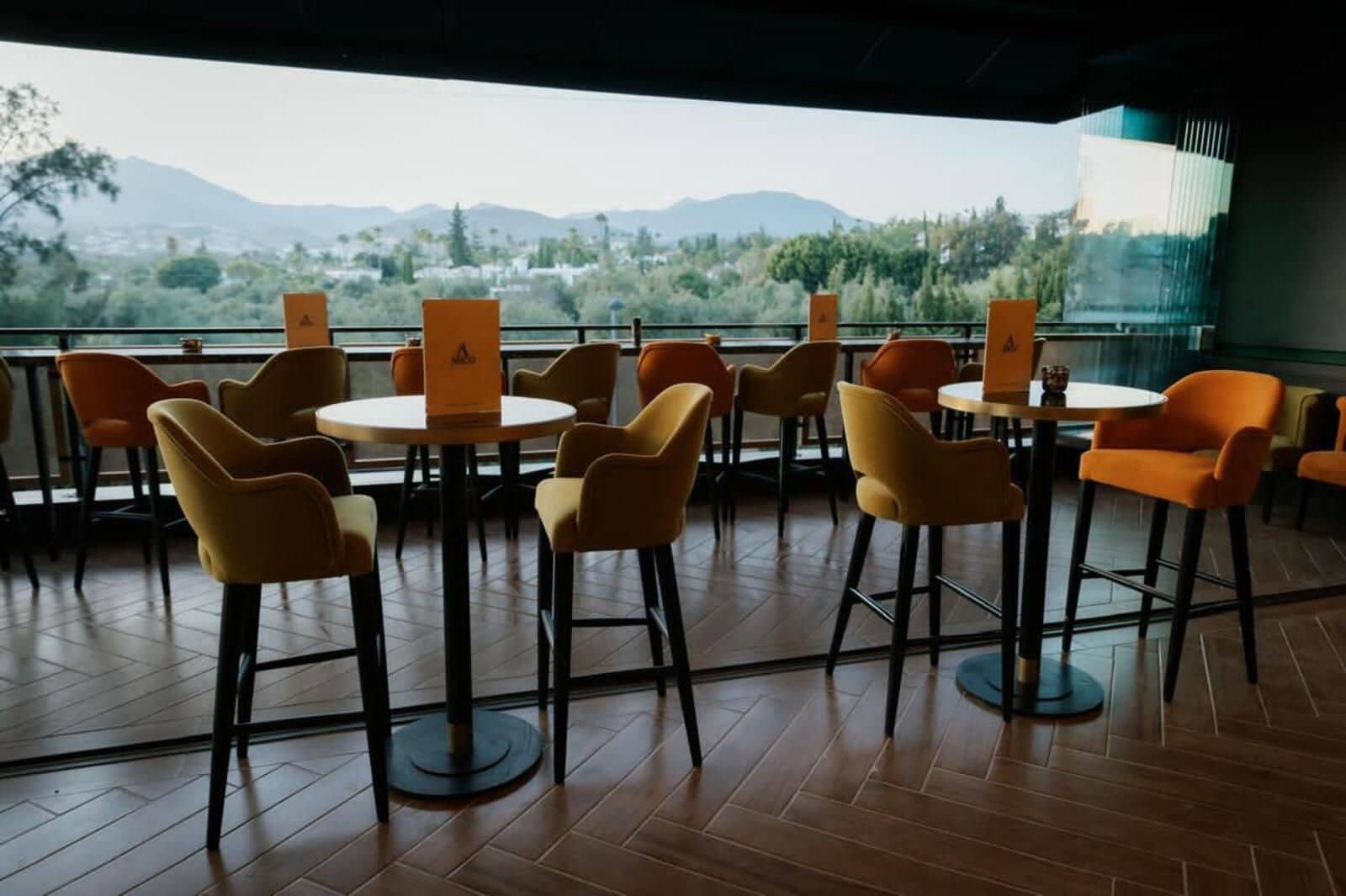 Restaurante/Bar para venda em Nueva Andalucia - 530 000 € (Ref: 9651562)