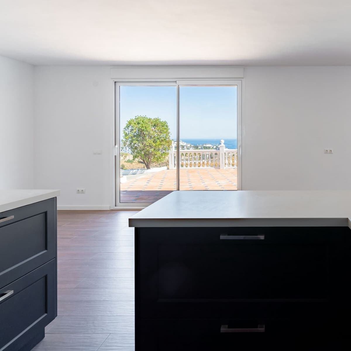 5 soveværelse Finca/Landehus til salg i Estepona - € 995.000 (Ref: 9651603)