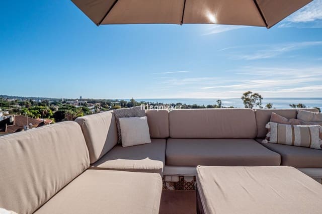 2 makuuhuone Kattohuoneisto myytävänä paikassa Costabella, Marbella - 725 000 € (Ref: 9651604)