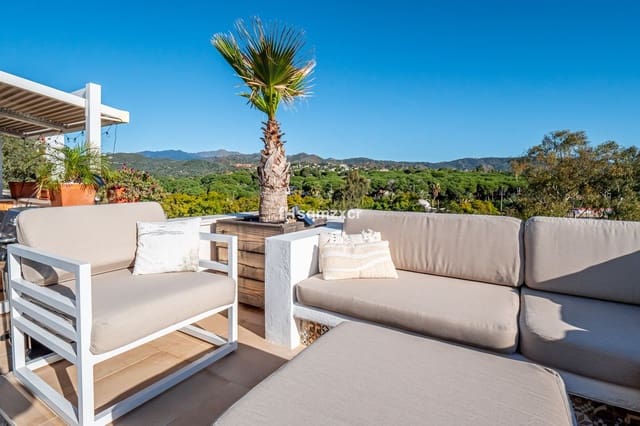 2 makuuhuone Kattohuoneisto myytävänä paikassa Costabella, Marbella - 725 000 € (Ref: 9651604)