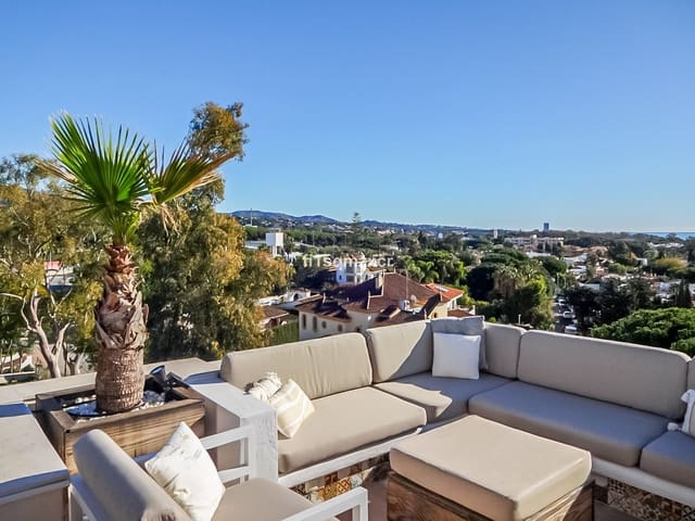 2 makuuhuone Kattohuoneisto myytävänä paikassa Costabella, Marbella - 725 000 € (Ref: 9651604)