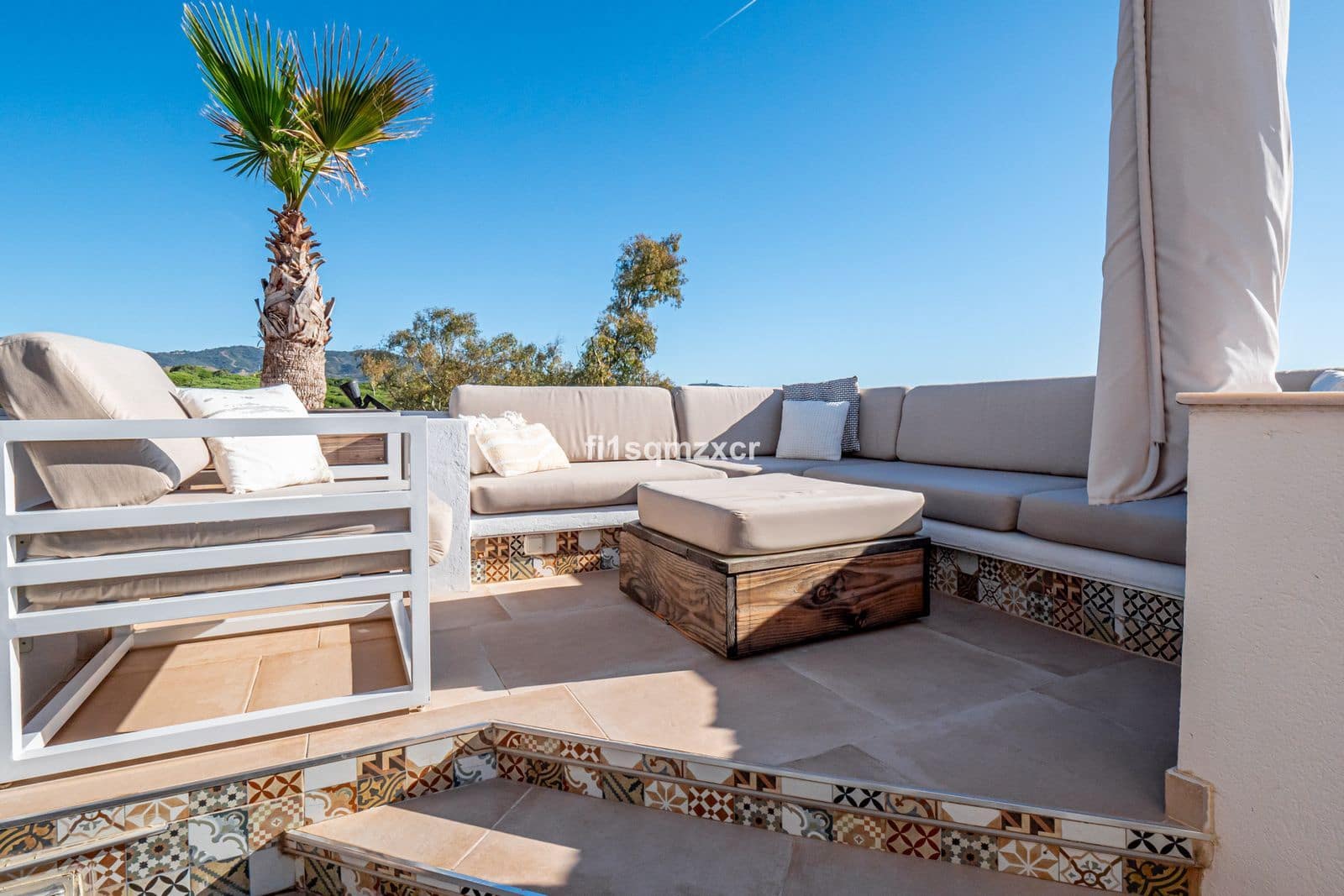 2 makuuhuone Kattohuoneisto myytävänä paikassa Costabella - 725 000 € (Ref: 9651604)