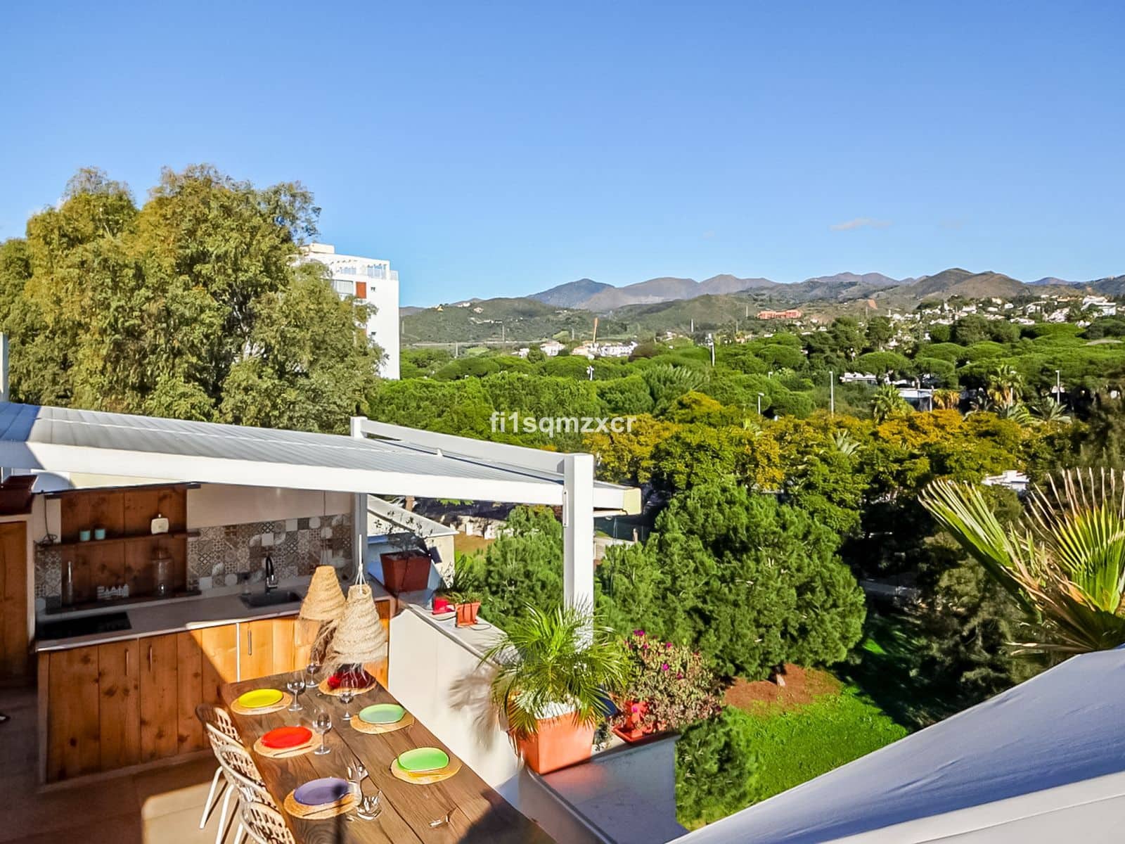 2 makuuhuone Kattohuoneisto myytävänä paikassa Costabella - 725 000 € (Ref: 9651604)