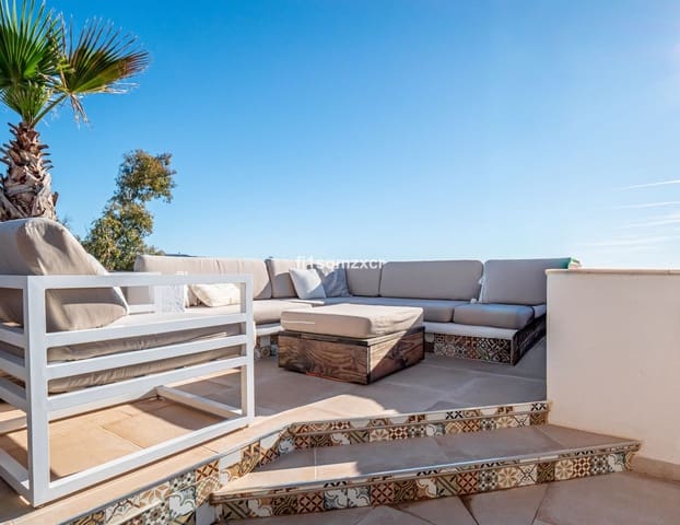 2 makuuhuone Kattohuoneisto myytävänä paikassa Costabella, Marbella - 725 000 € (Ref: 9651604)