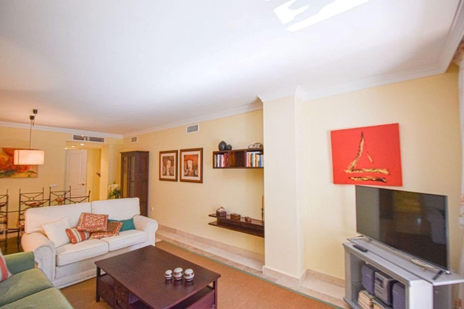 2 bedroom Apartment for sale in San Pedro de Alcantara - € 560,000 (Ref: 9651608)