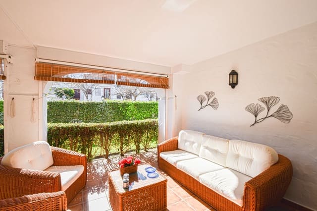 2 bedroom Apartment for sale in San Pedro de Alcantara, Marbella - € 560,000 (Ref: 9651608)