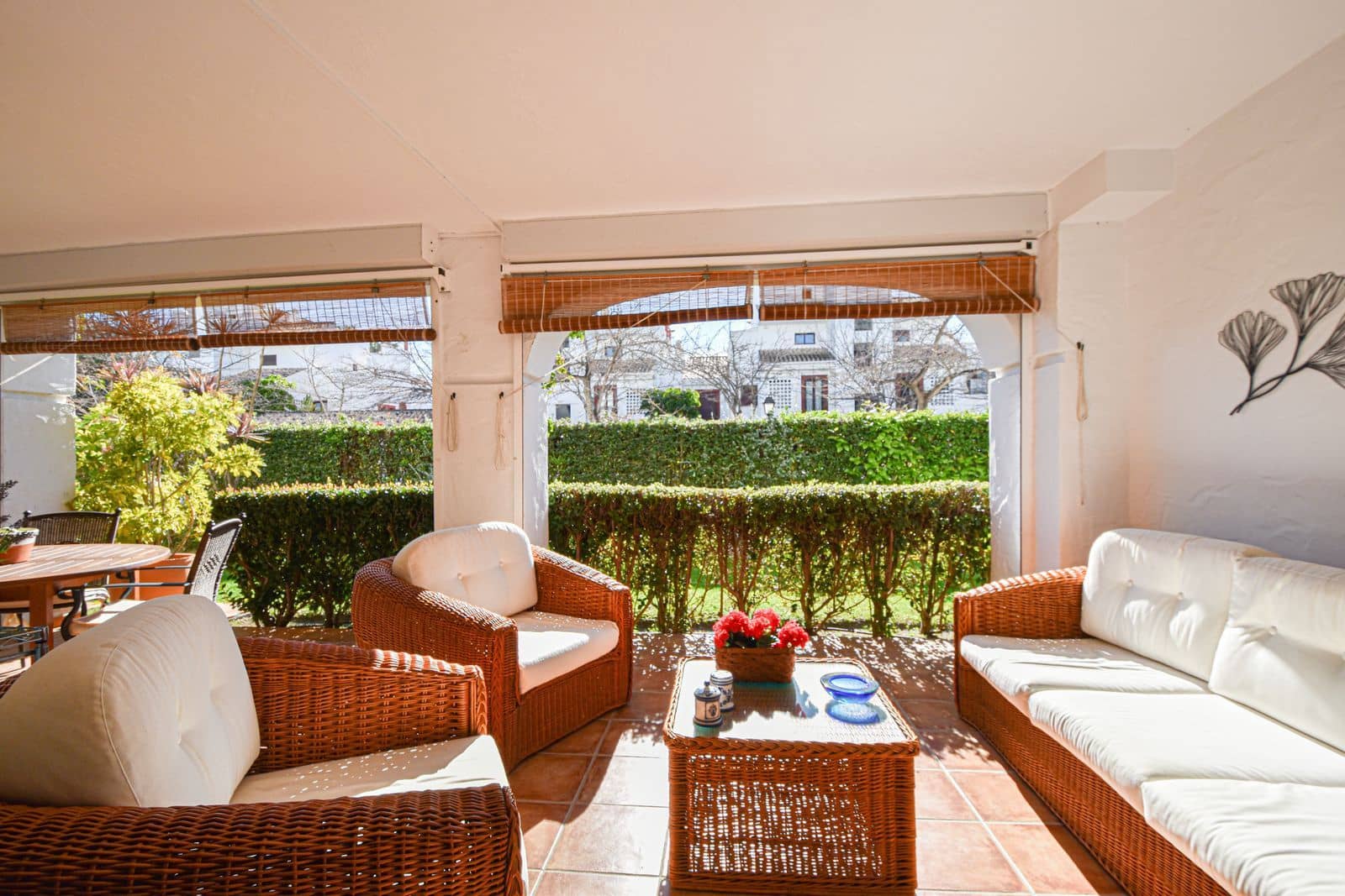 2 bedroom Apartment for sale in San Pedro de Alcantara - € 560,000 (Ref: 9651608)