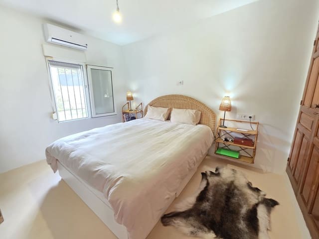 3 soveværelse Villa til salg i Calahonda, Mijas - € 645.000 (Ref: 9651611)