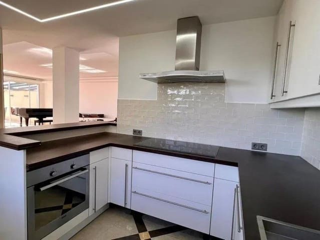 3 soveværelse Penthouse til salg i Benahavís - € 850.000 (Ref: 9651613)