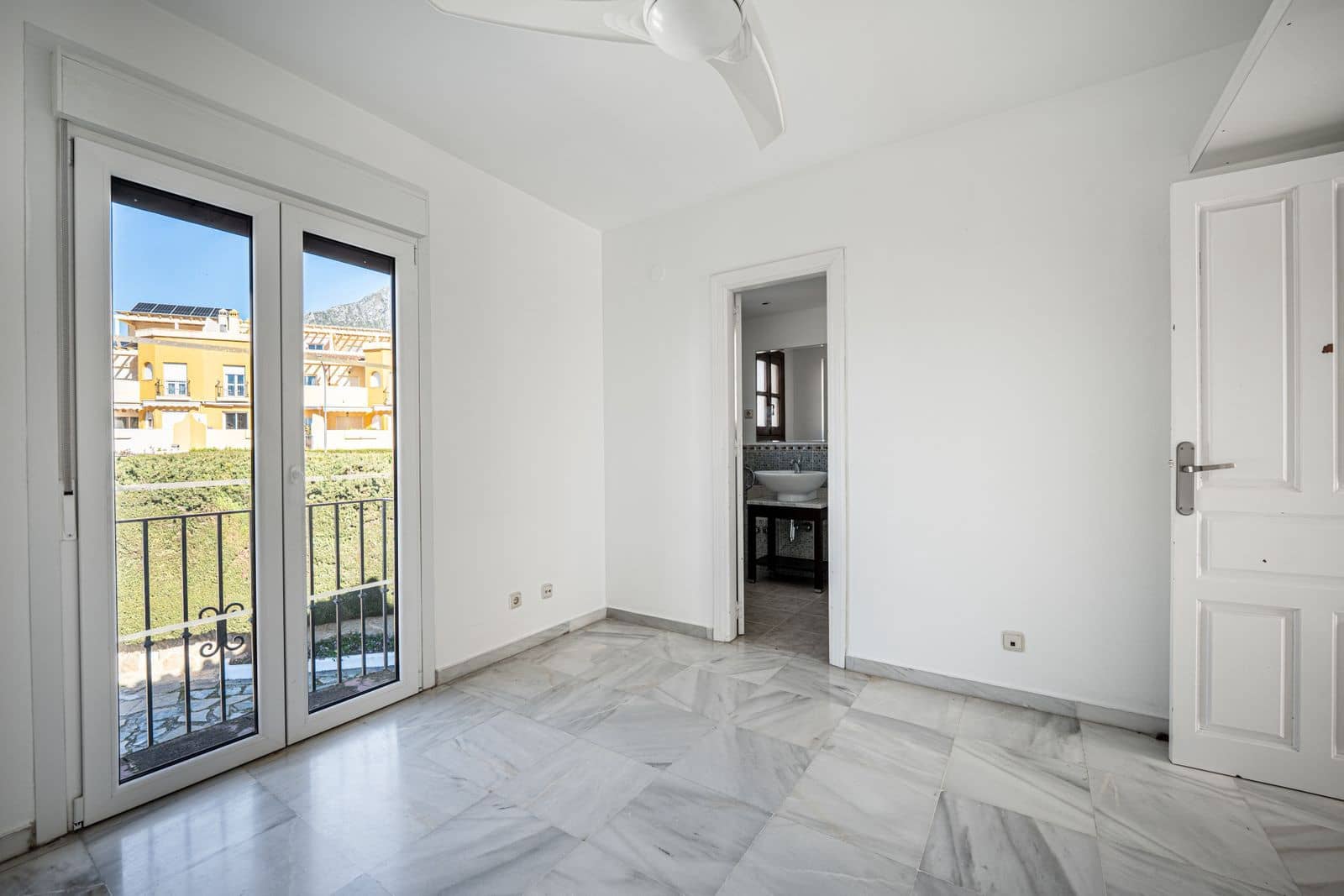 3 chambre Villa/Maison à vendre à Golden Mile - 730 000 € (Ref: 9651616)