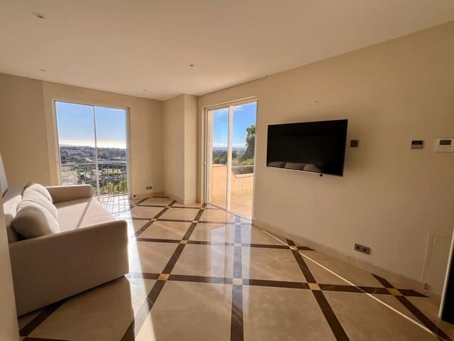 Ático de 3 habitaciones en Benahavís en venta - 900.000 € (Ref: 9651624)