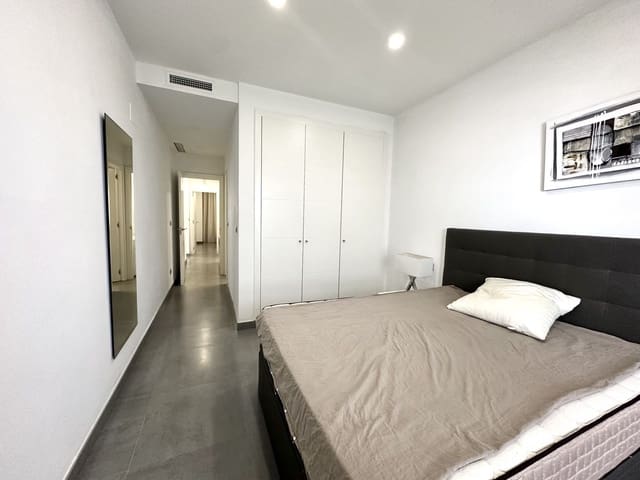 2 quarto Apartamento para venda em Nueva Andalucia, Marbella - 528 000 € (Ref: 9651627)