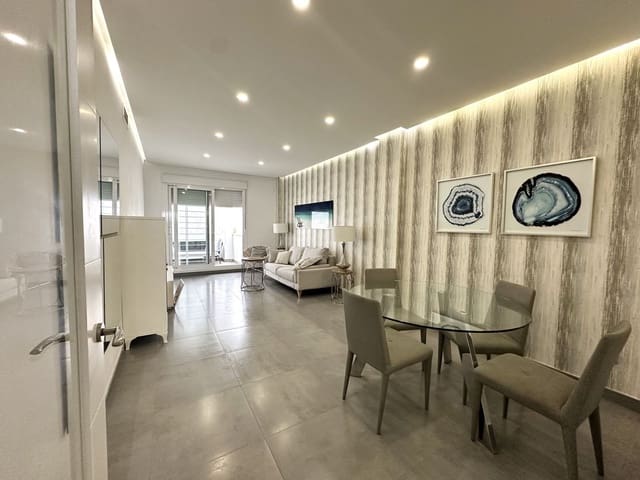 2 quarto Apartamento para venda em Nueva Andalucia, Marbella - 528 000 € (Ref: 9651627)