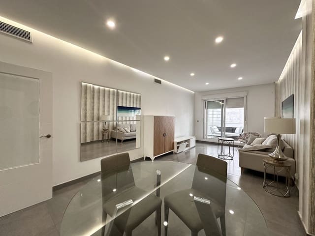 2 quarto Apartamento para venda em Nueva Andalucia, Marbella - 528 000 € (Ref: 9651627)