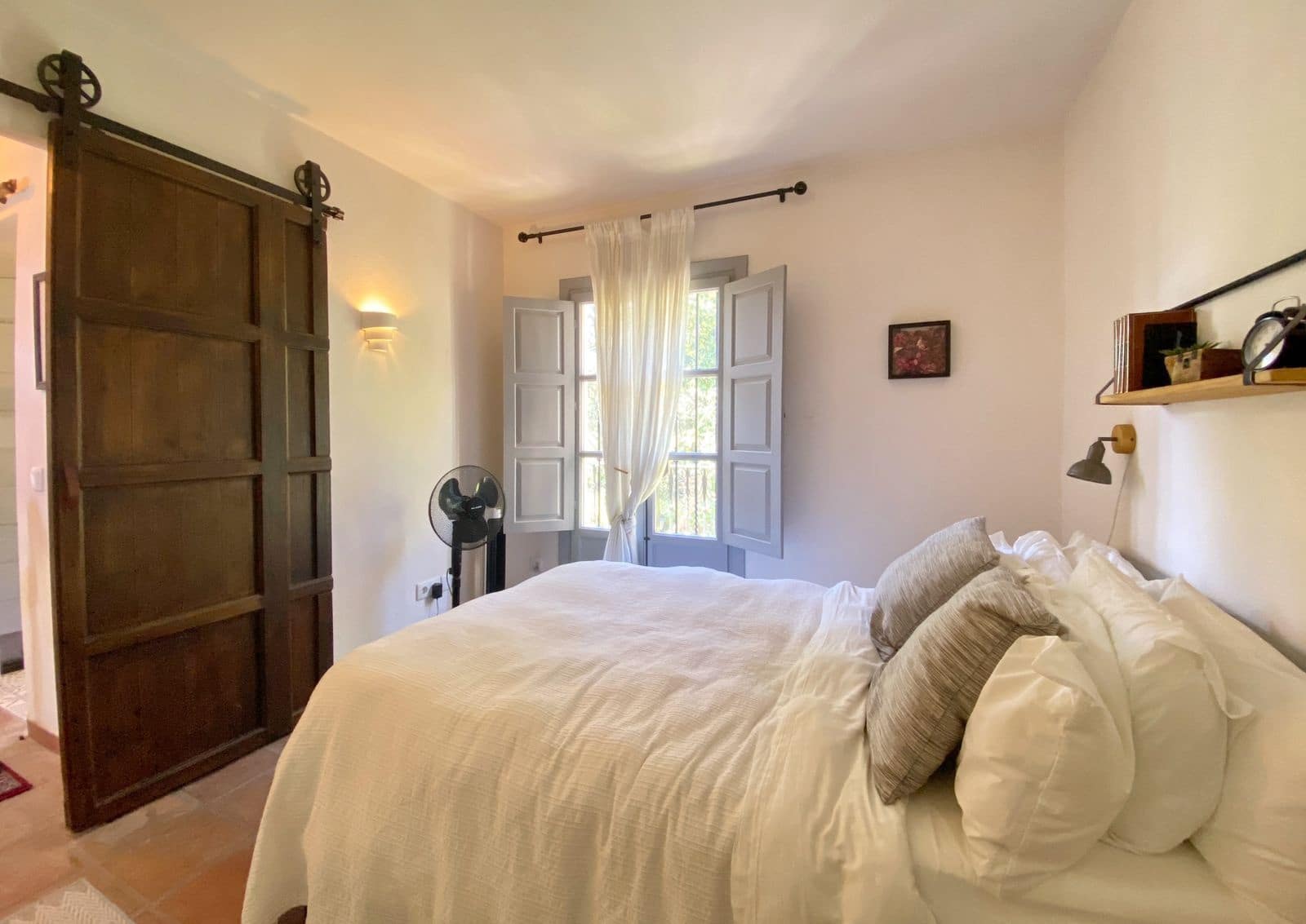 3 slaapkamer Halfvrijstaande villa te koop in Marbella - € 995.000 (Ref: 9651629)