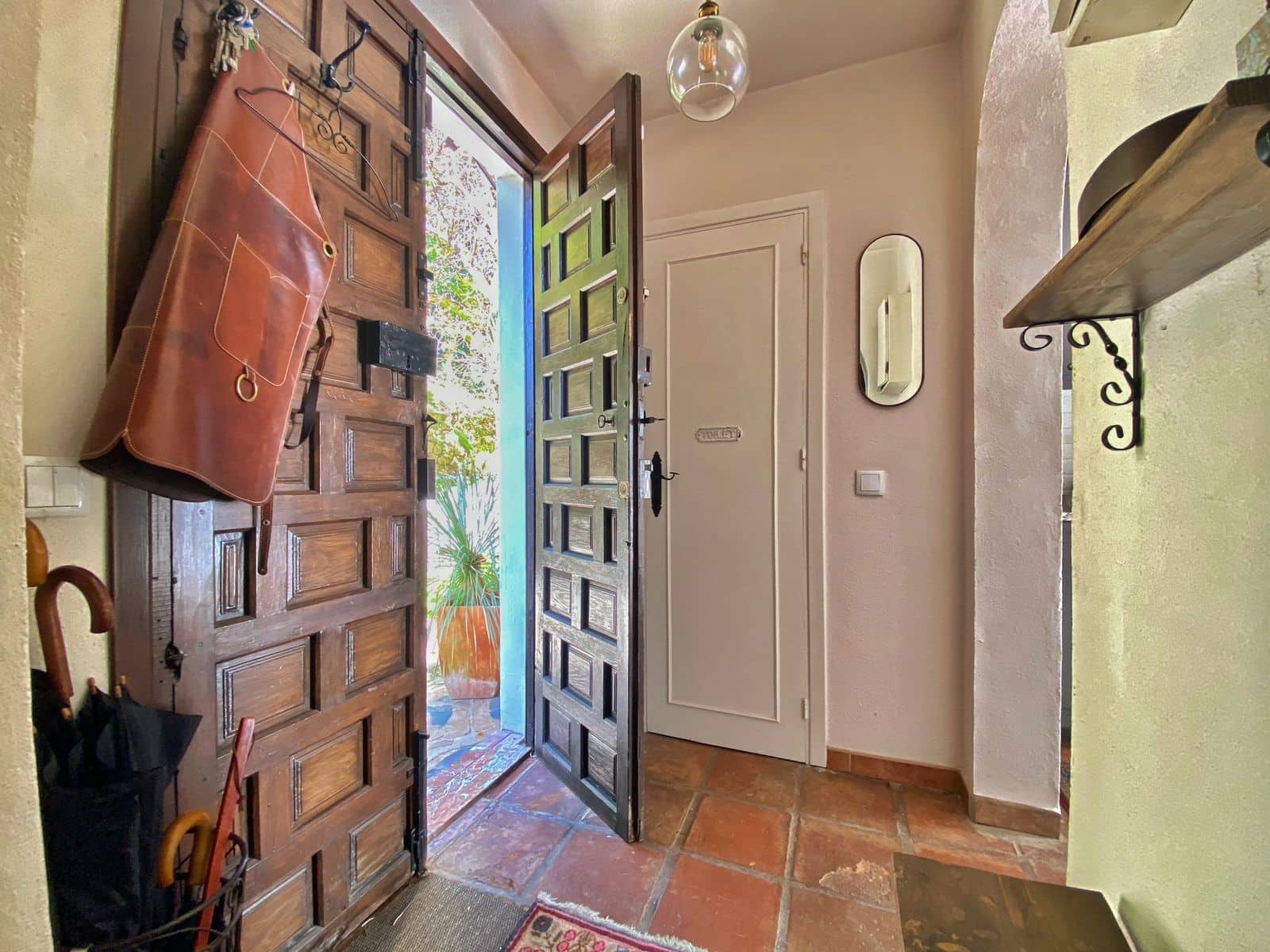 3 slaapkamer Halfvrijstaande villa te koop in Marbella - € 995.000 (Ref: 9651629)