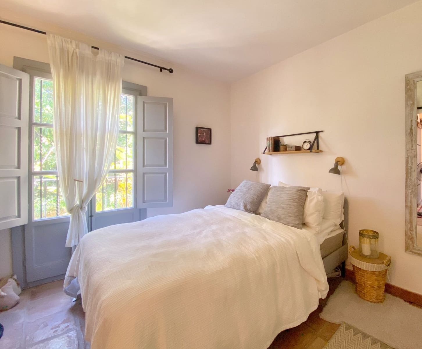 3 slaapkamer Halfvrijstaande villa te koop in Marbella - € 995.000 (Ref: 9651629)