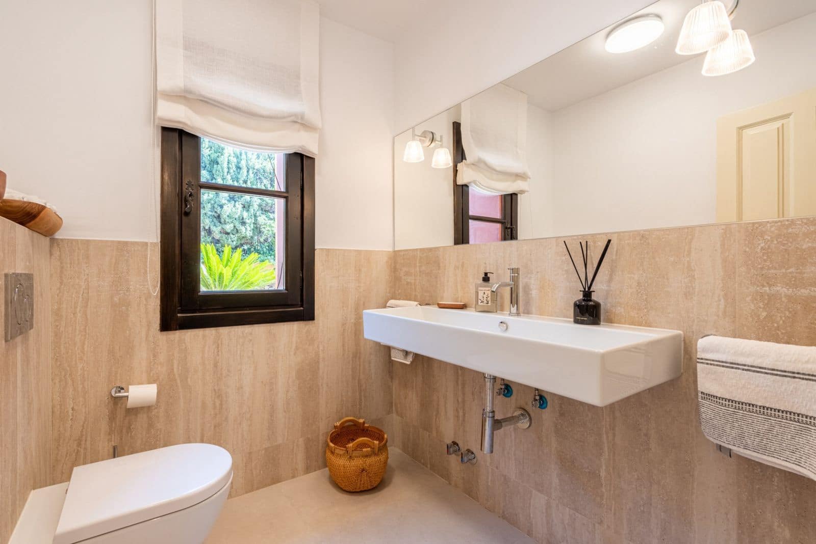 4 bedroom Villa for sale in El Paraiso - € 2,500,000 (Ref: 9651630)