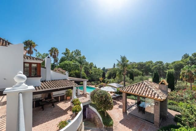 4 bedroom Villa for sale in El Paraiso, Estepona - € 2,500,000 (Ref: 9651630)
