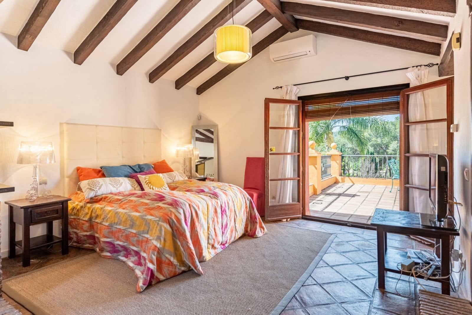 4 bedroom Villa for sale in El Paraiso - € 2,500,000 (Ref: 9651630)