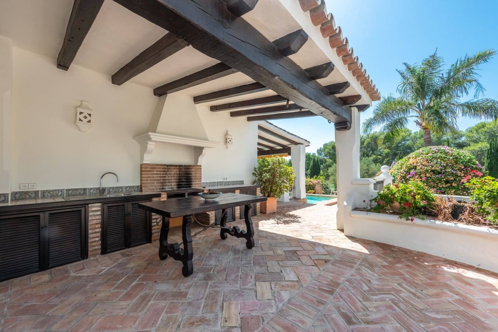 4 bedroom Villa for sale in El Paraiso - € 2,500,000 (Ref: 9651630)